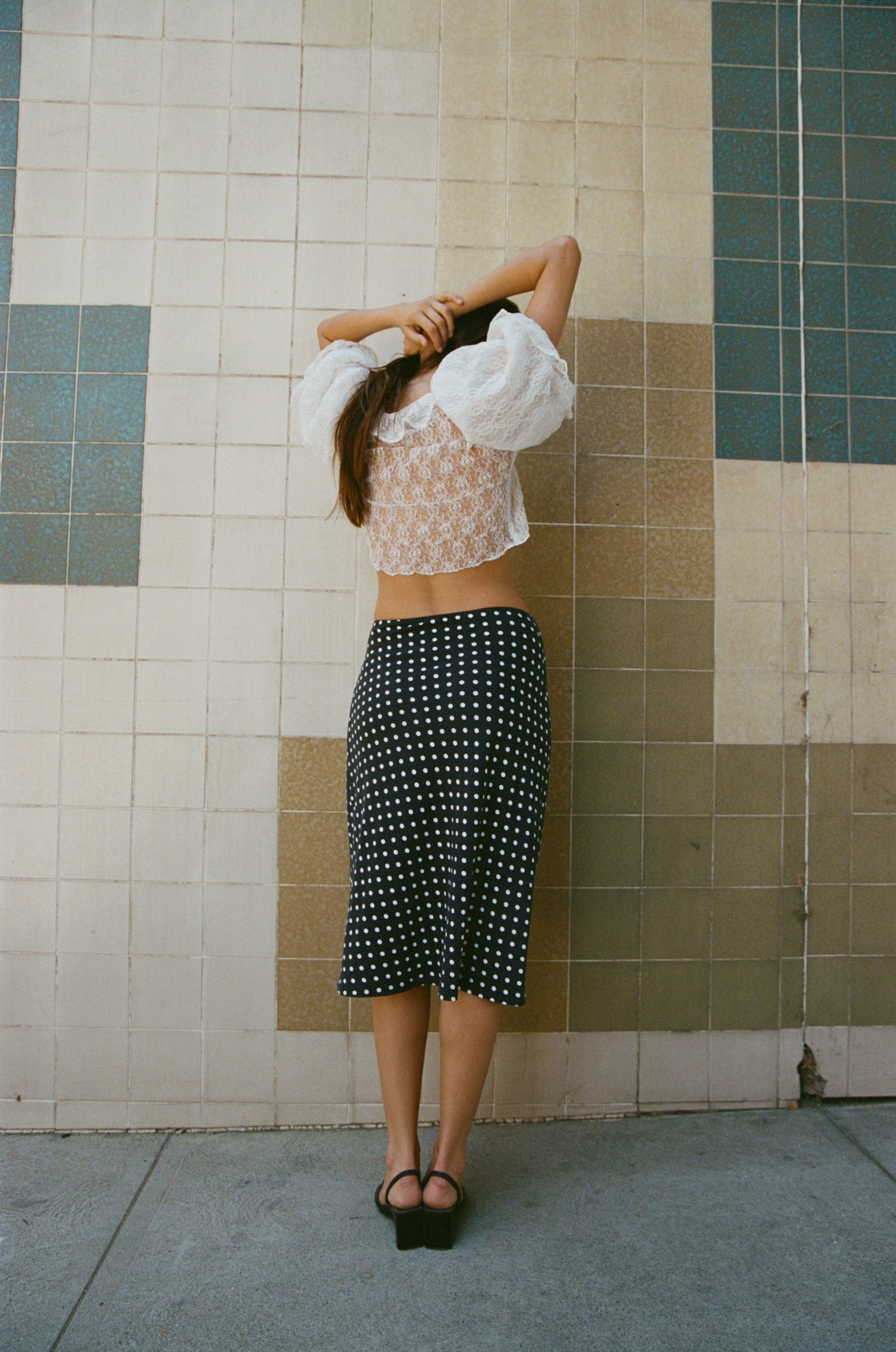 BIAS MIDI SLIP SKIRT IN DOMINO DOT