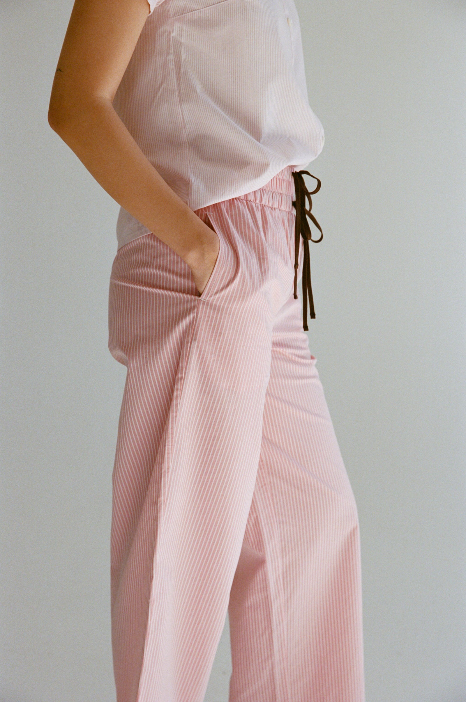 DREAM JOGGER IN PEONY STRIPE