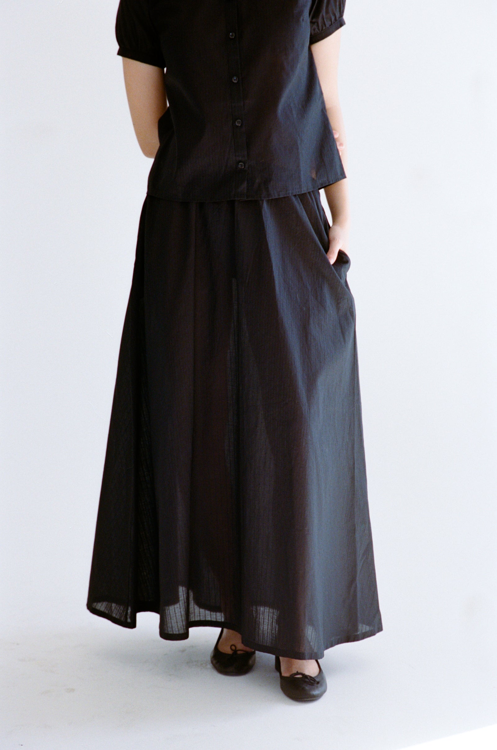 DREAM SKIRT IN ONYX DOBBY