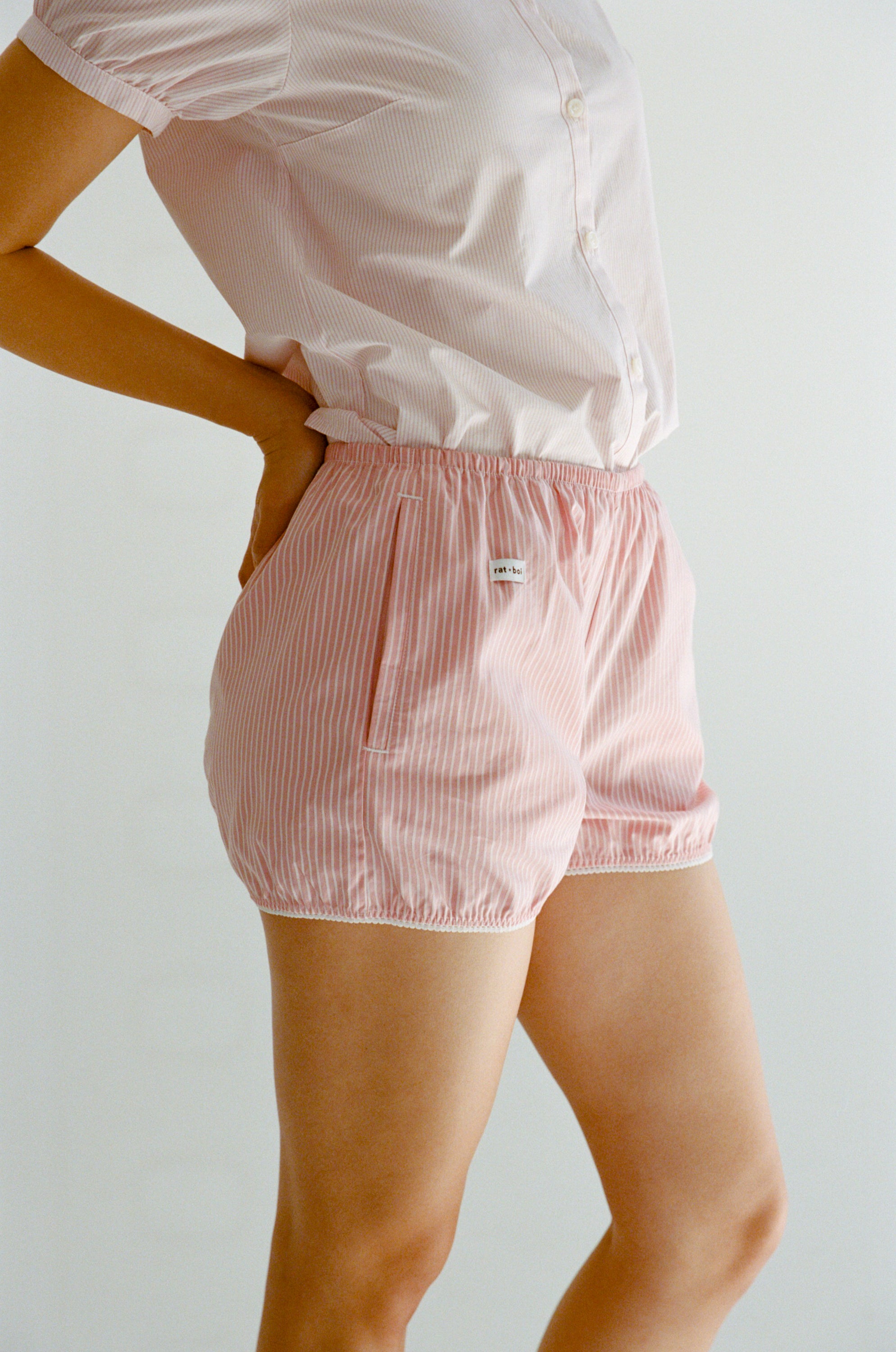 EASY BLOOMER SHORT IN PEONY STRIPE