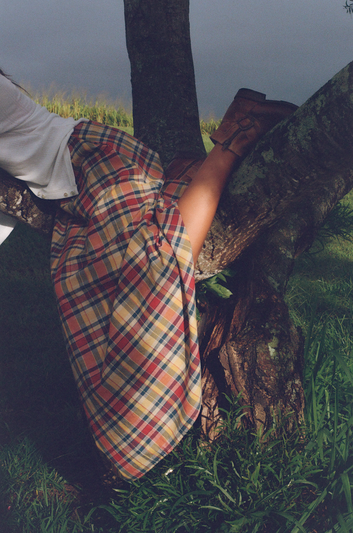 DREAM SKIRT IN CRIMSON TARTAN