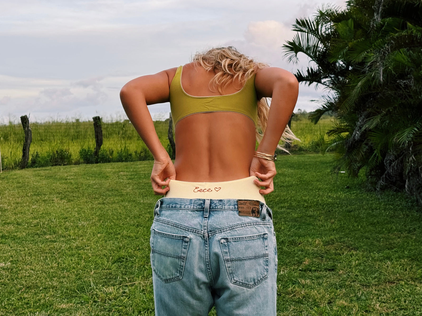 Embroidery Monogram Charge