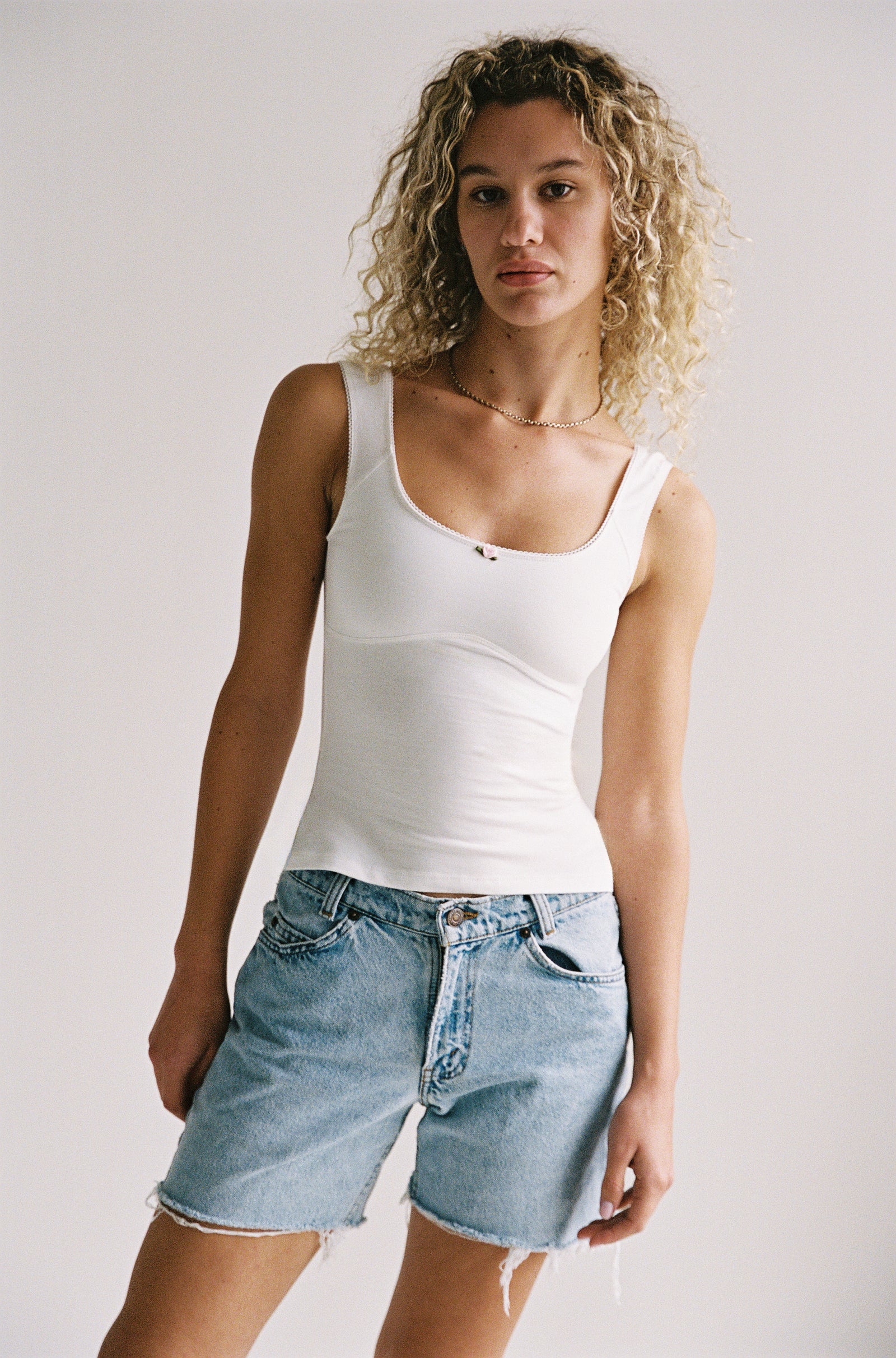 ROMANTIC TOP IN CLOUD