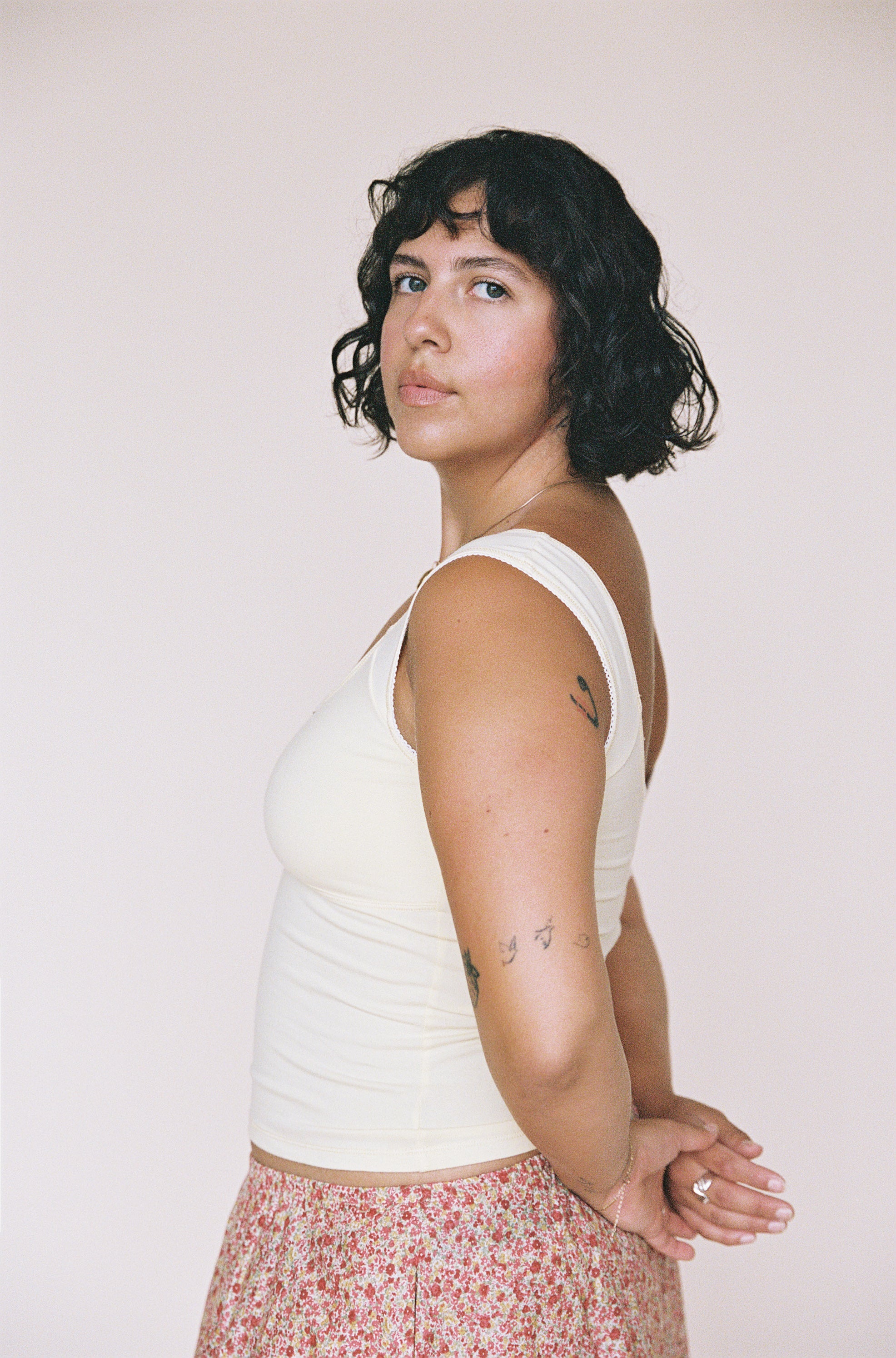 ROMANTIC TOP IN BUTTER