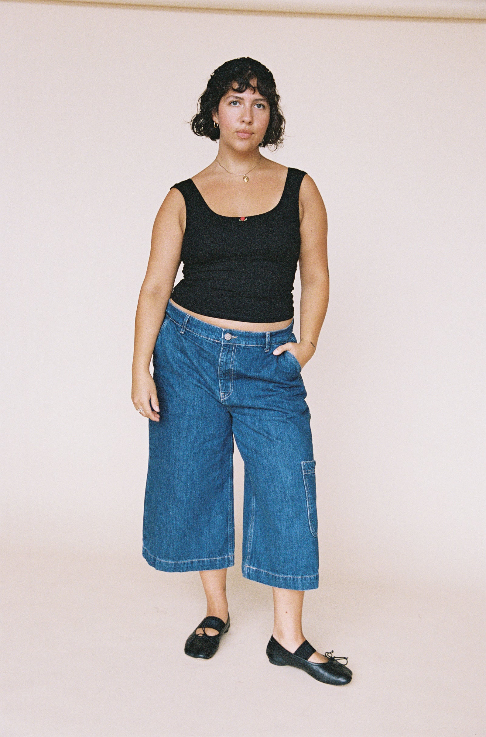 ROMANTIC TOP IN ONYX