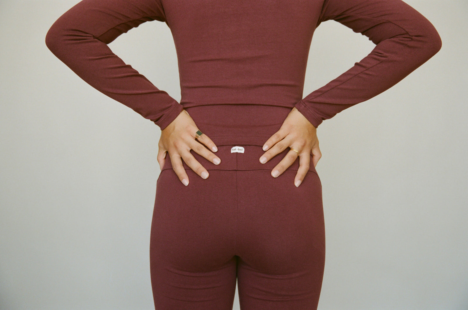 BUTTERFLY SNAP PANT IN BOYSENBERRY