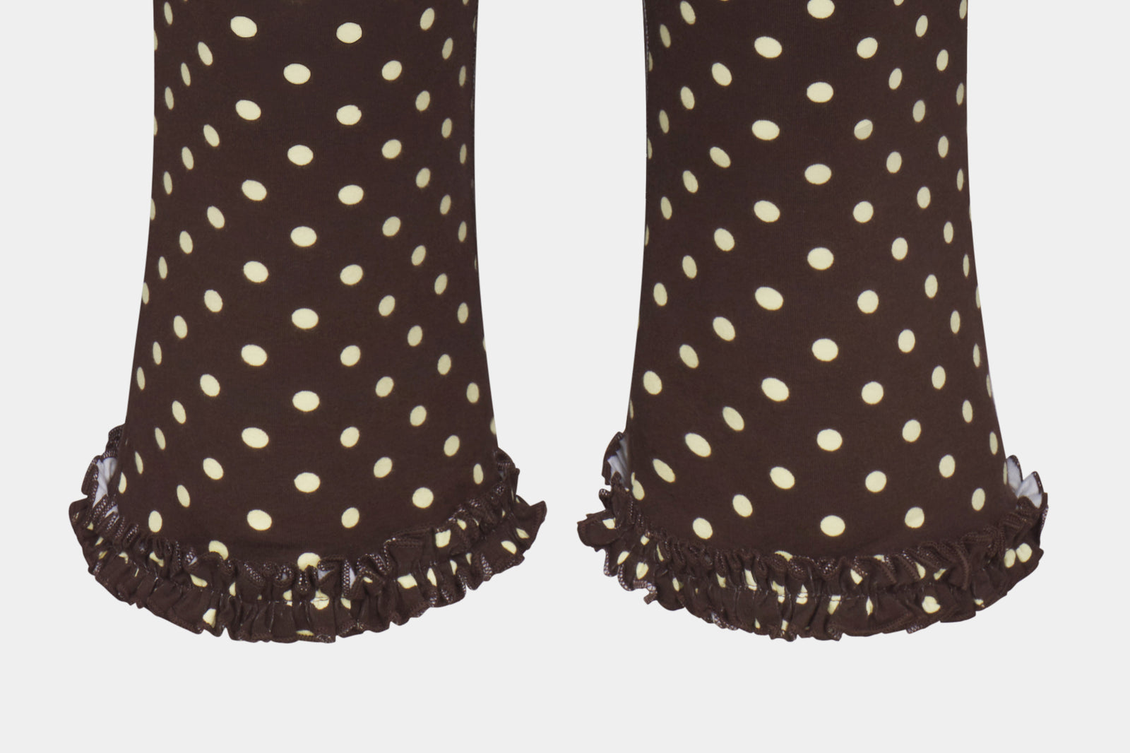 RUFFLE CAPRI IN ESPRESSO DOT