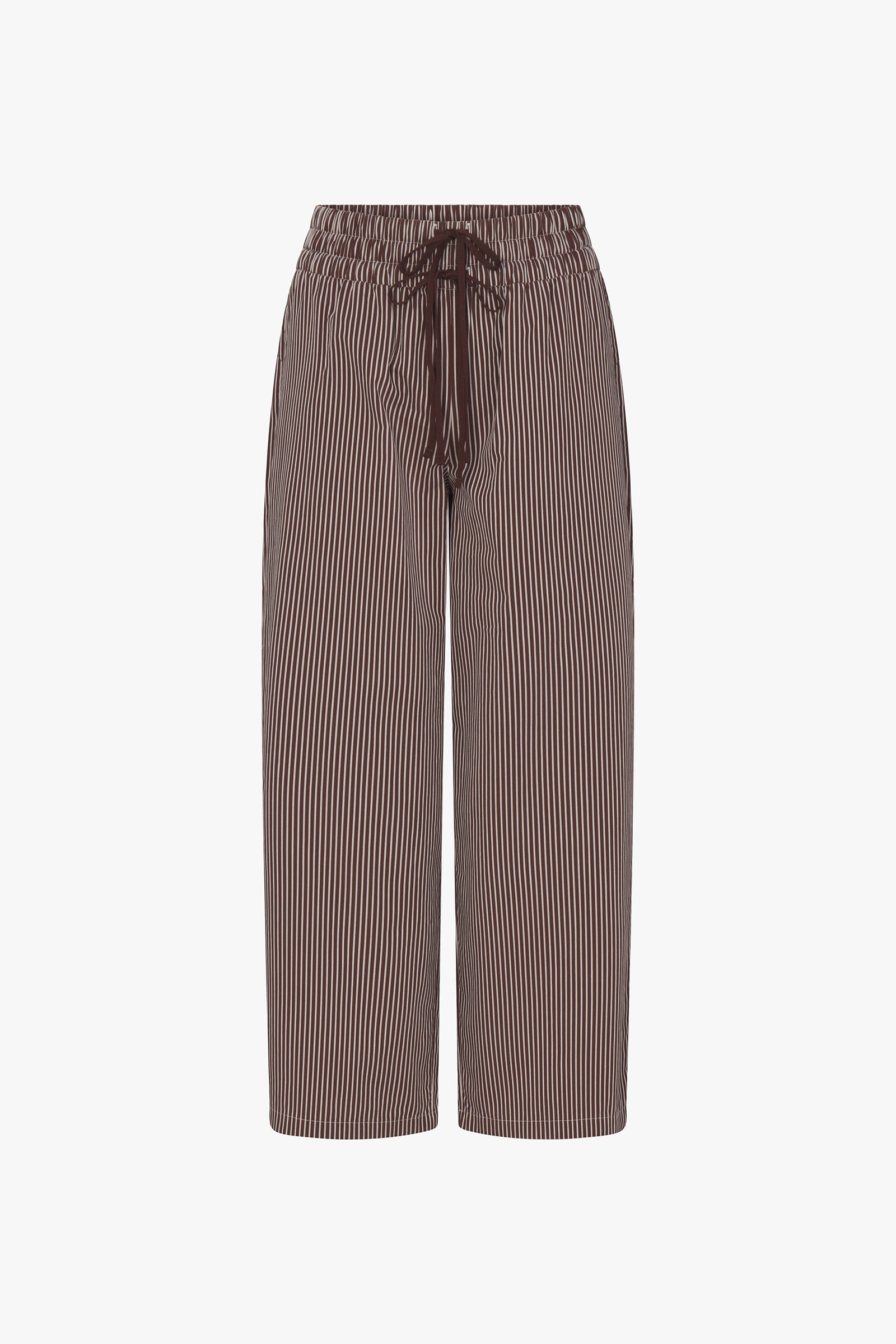 DREAM JOGGER IN MOCHA PINSTRIPE