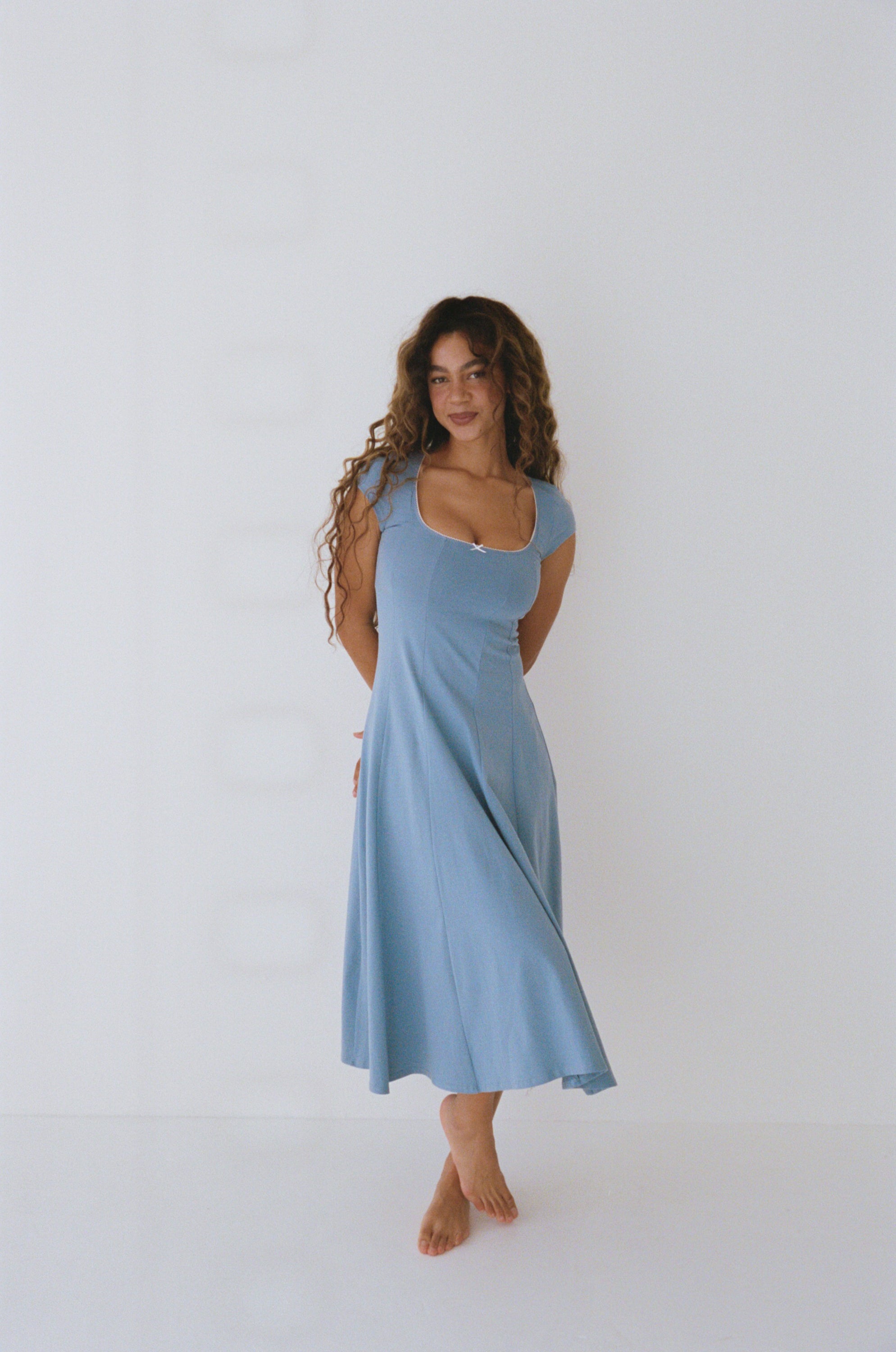 DREAM DRESS IN OCEAN