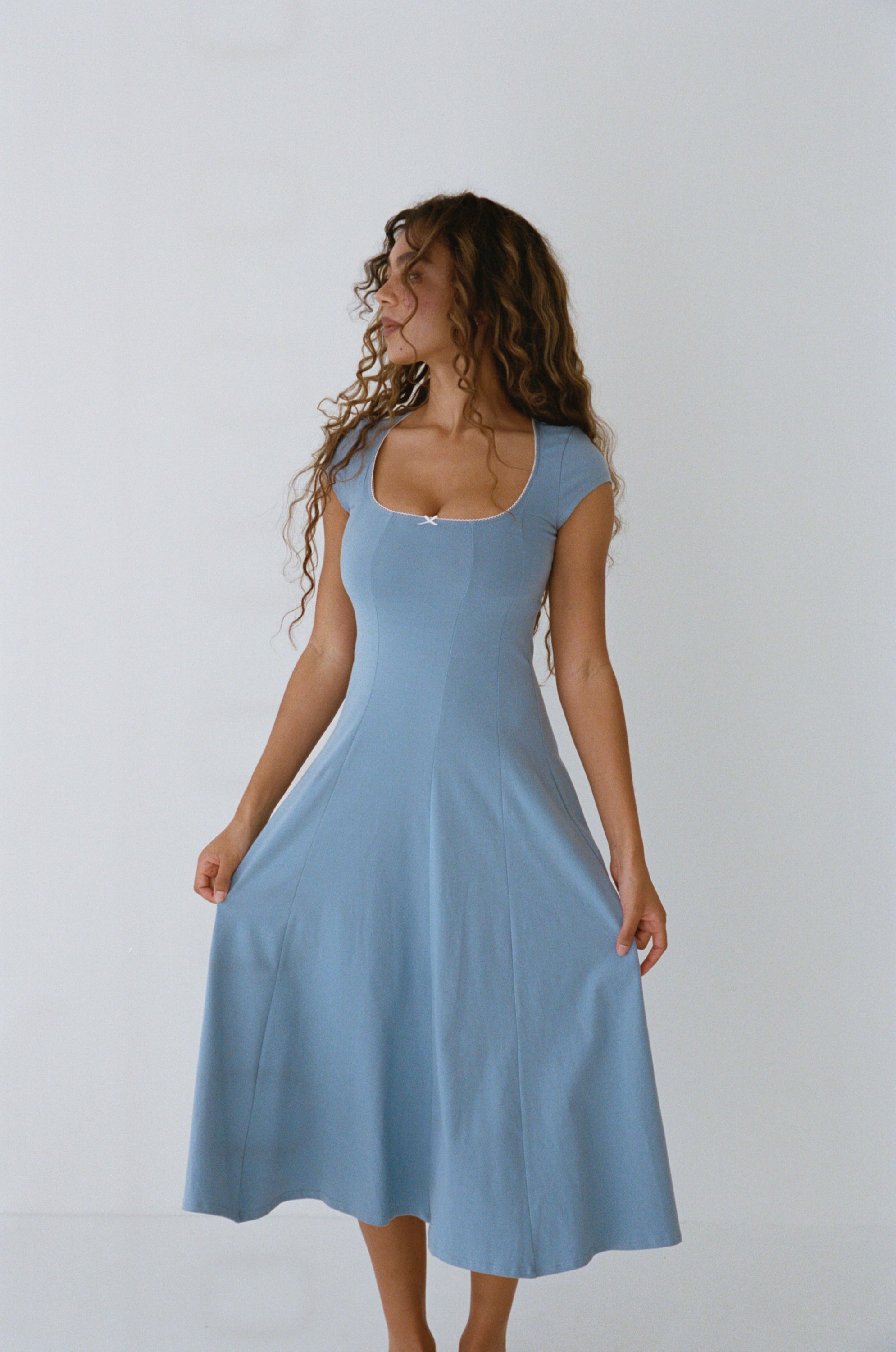 DREAM DRESS IN OCEAN