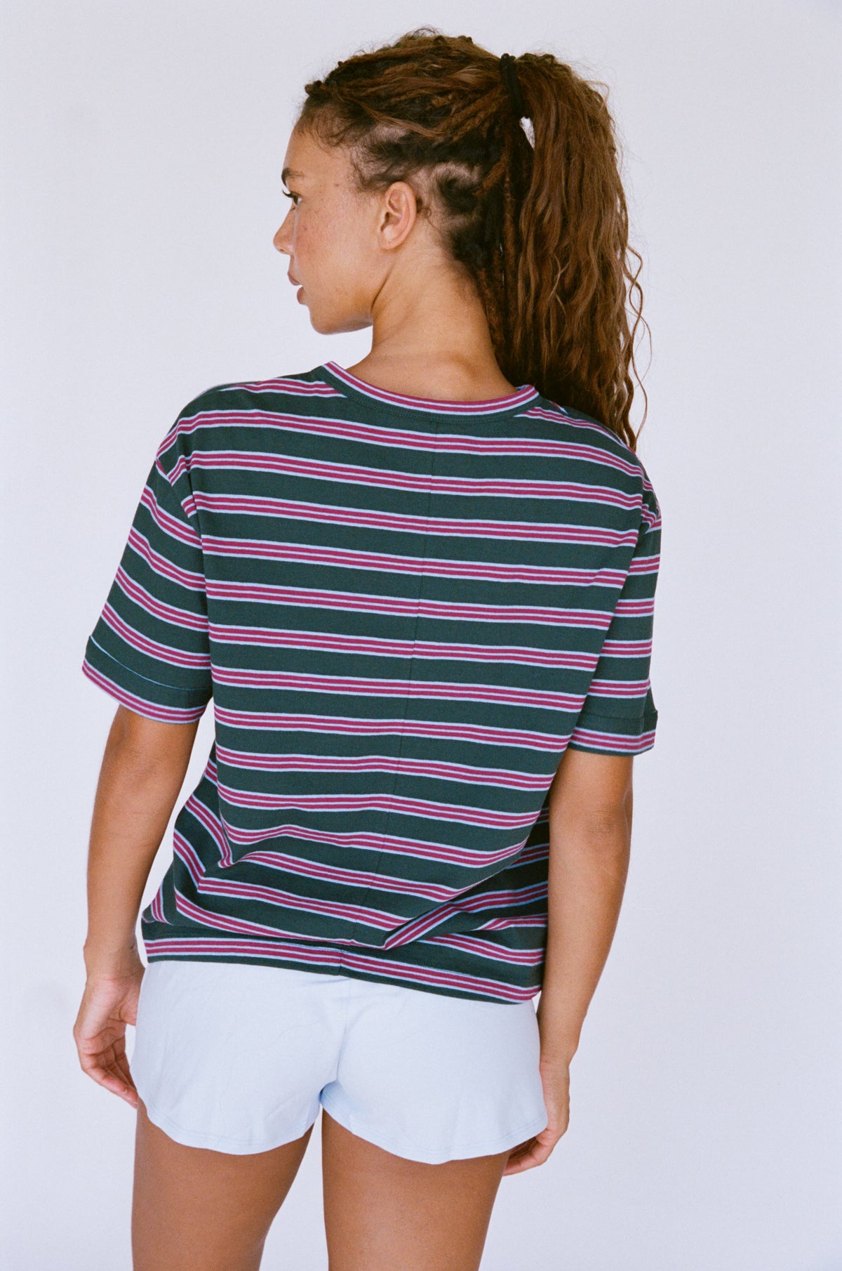 OVERSIZED BOIFRIEND T-SHIRT IN JEWEL STRIPE