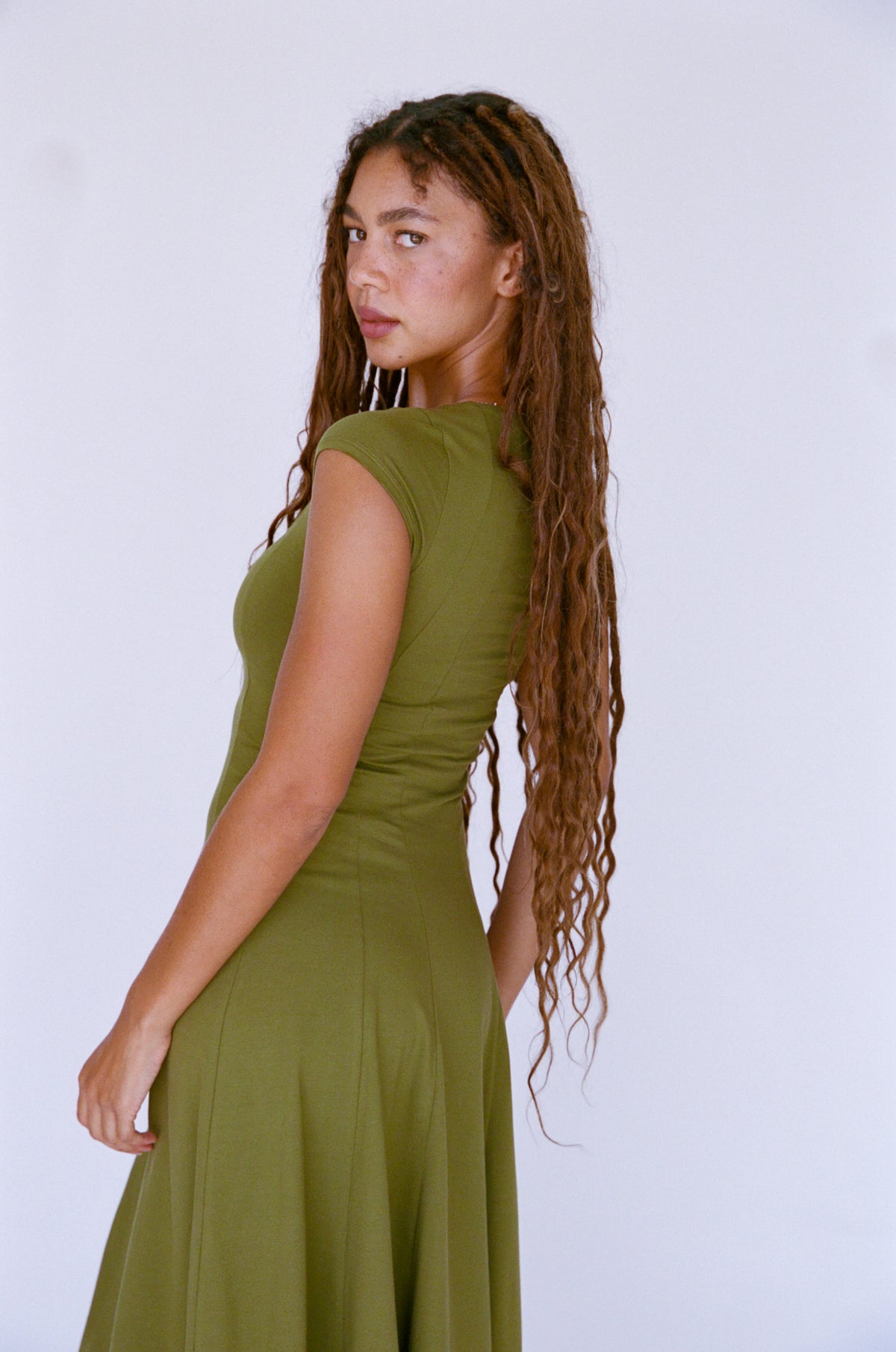 DREAM DRESS IN MOSS