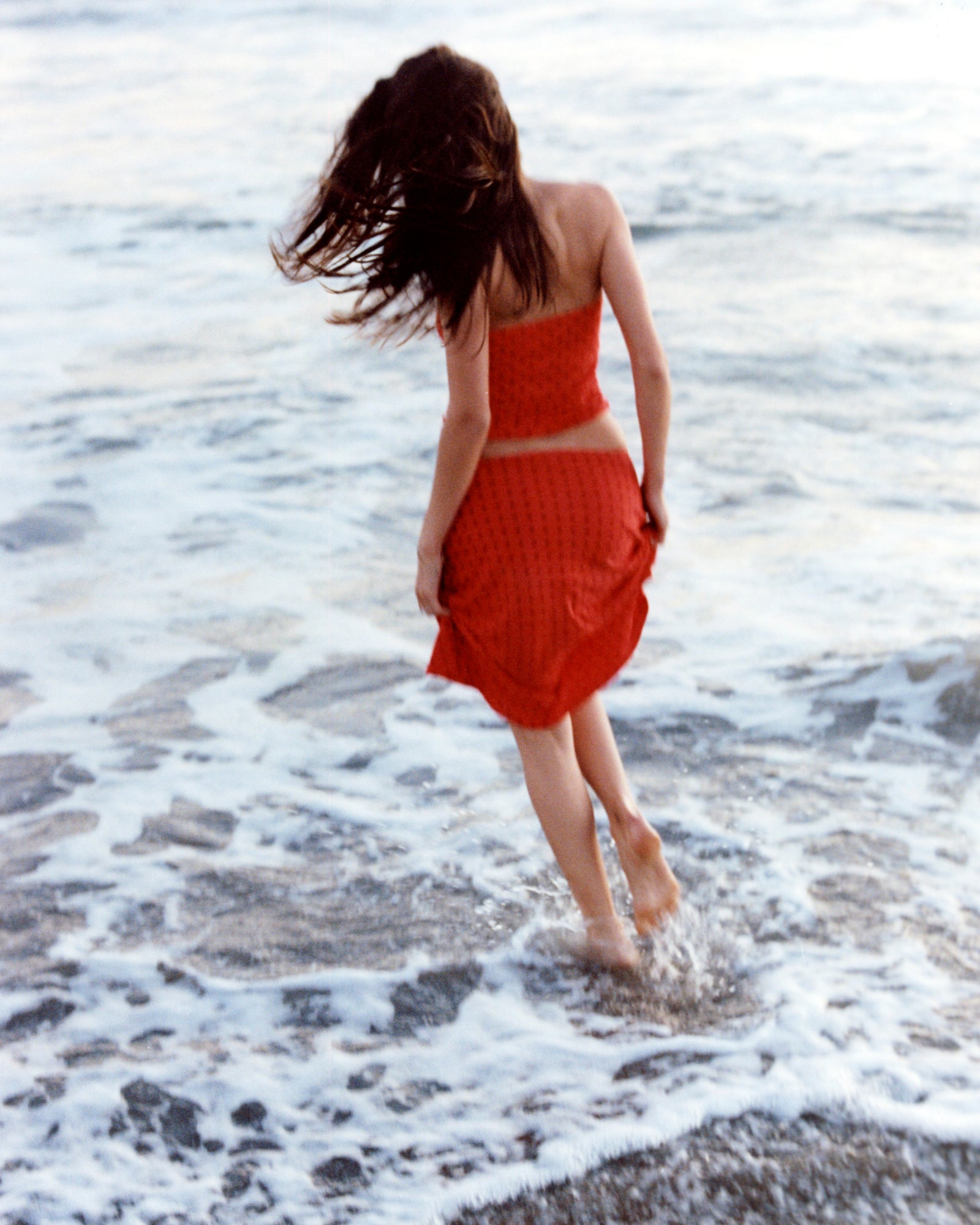 BIAS MIDI SLIP SKIRT IN CHILI PEPPER