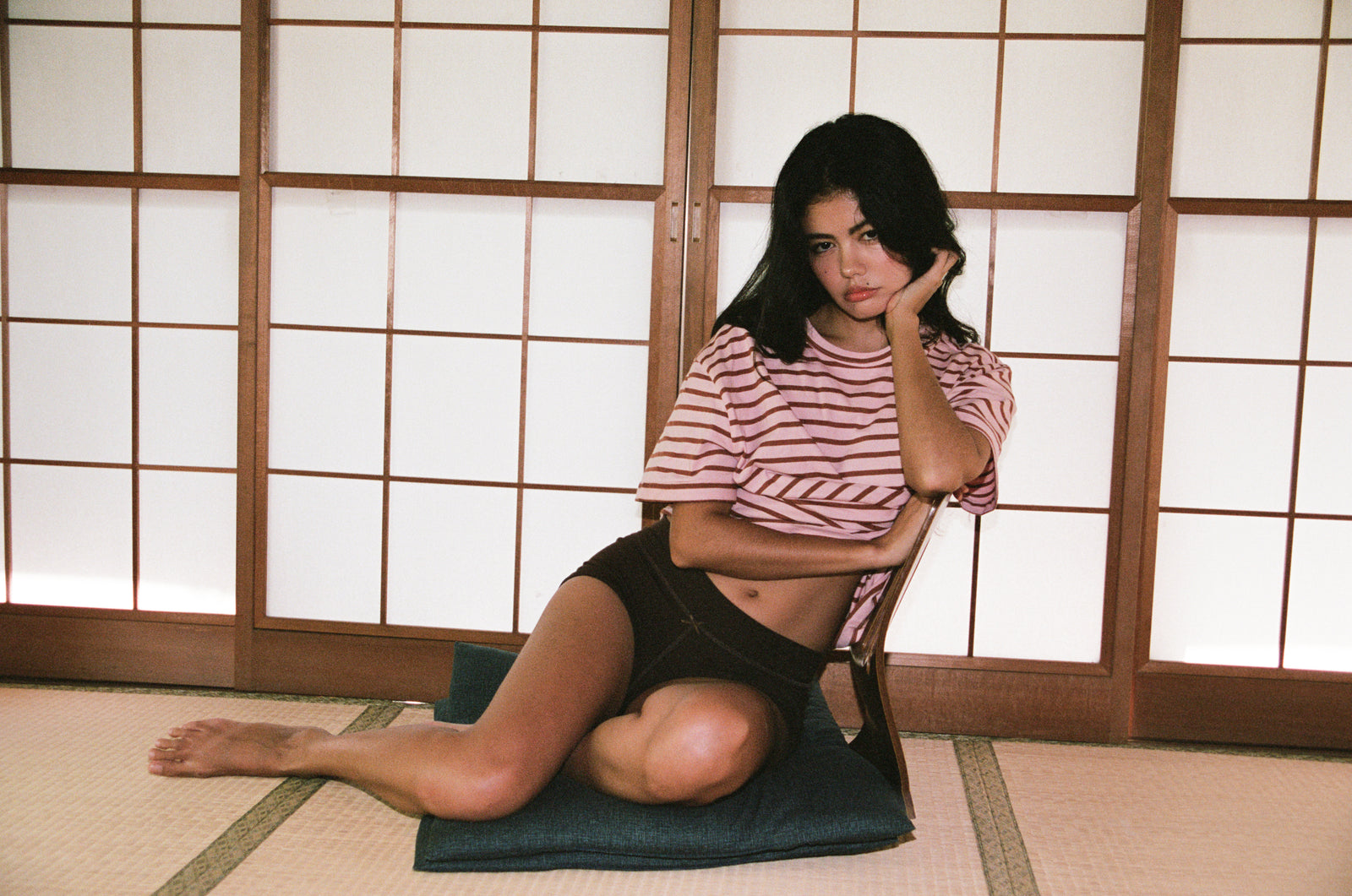 OVERSIZED BOIFRIEND T-SHIRT IN MOCHA STRIPE