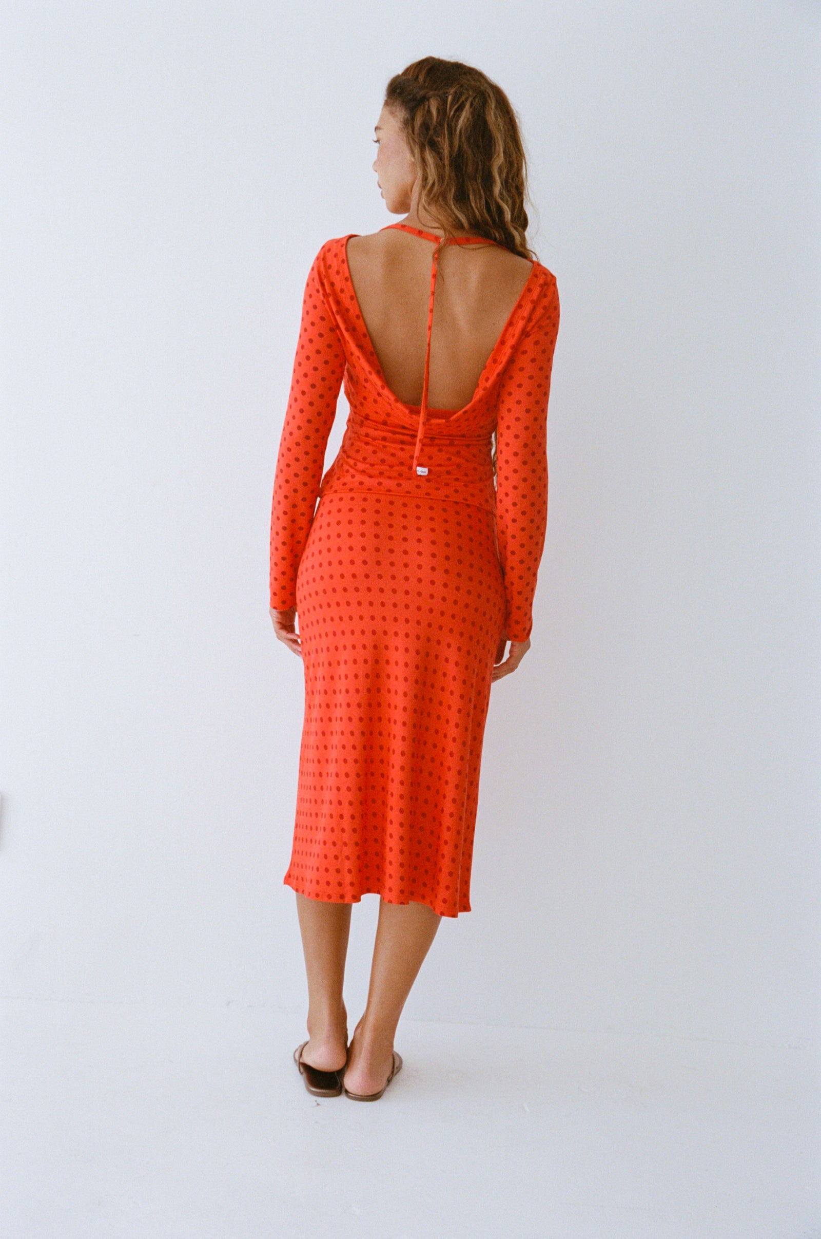 BIAS MIDI SLIP SKIRT IN CHILI PEPPER