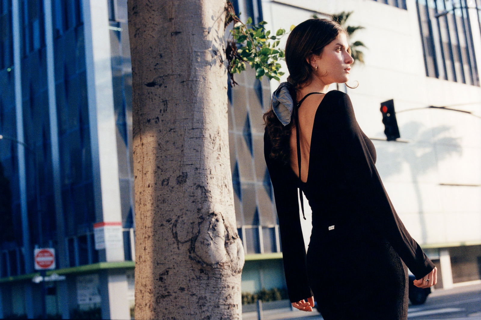 COWL BACK LONG SLEEVE IN ONYX