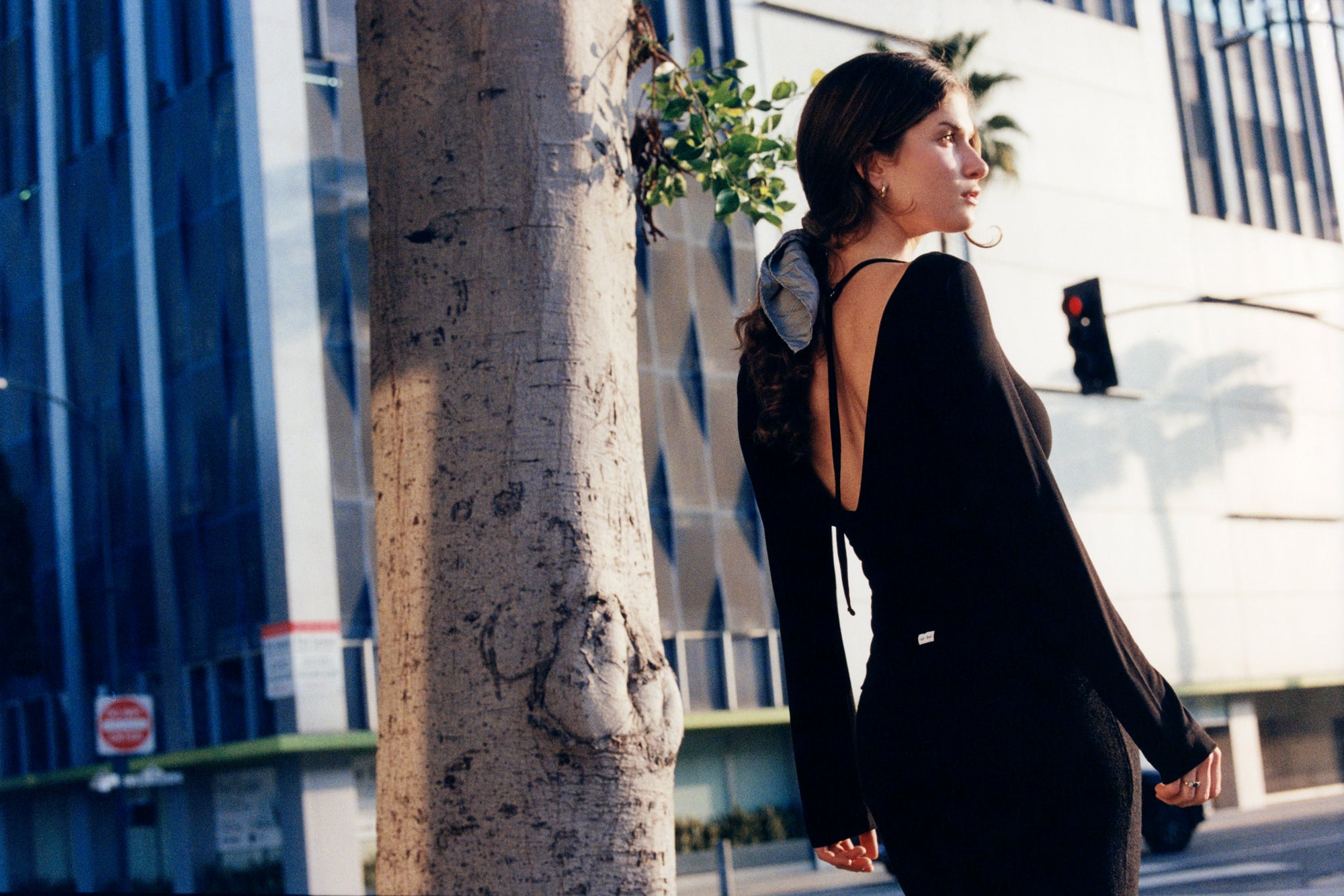 COWL BACK LONG SLEEVE IN ONYX