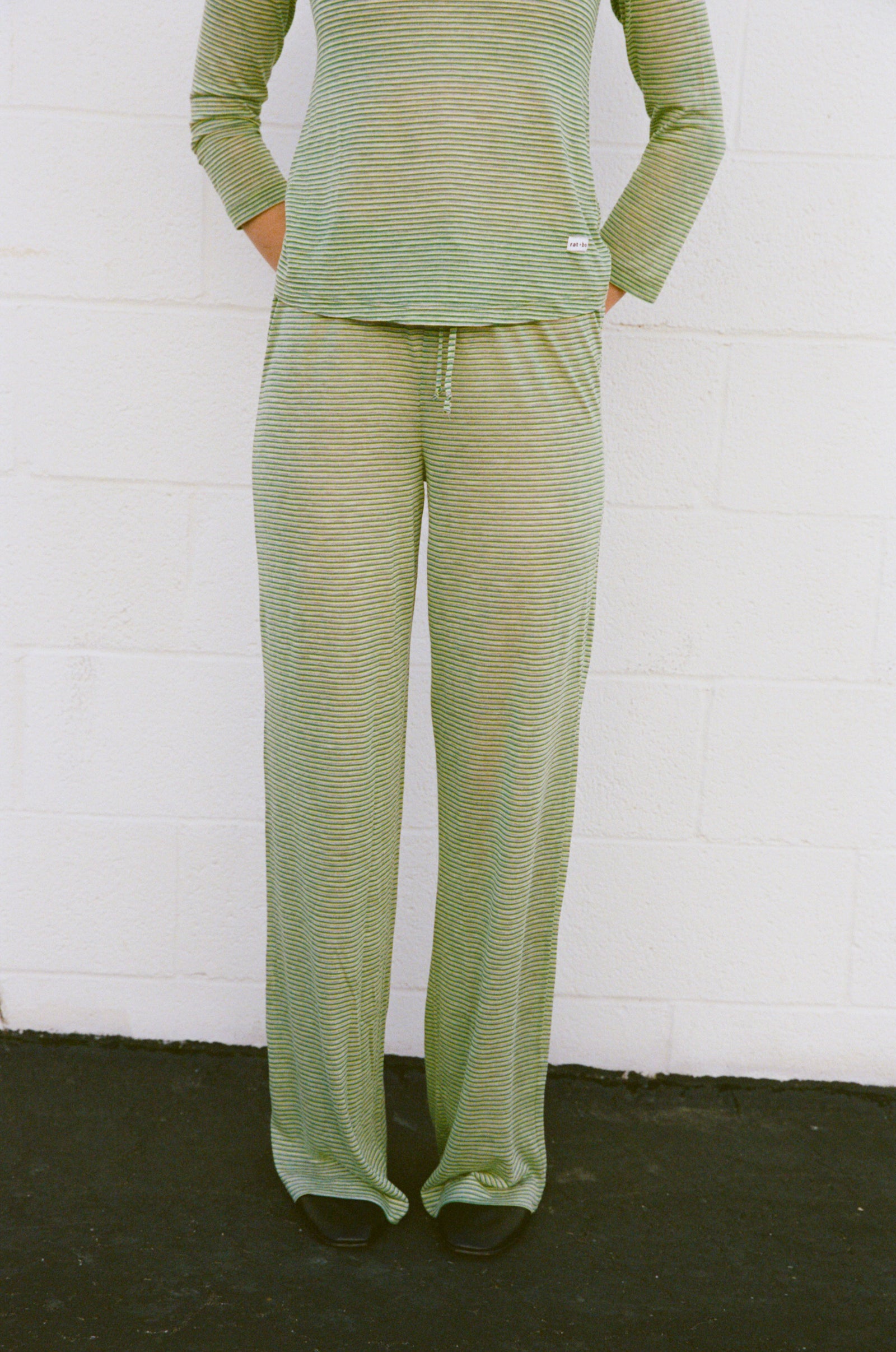 DRAWSTRING PANT IN KIWI