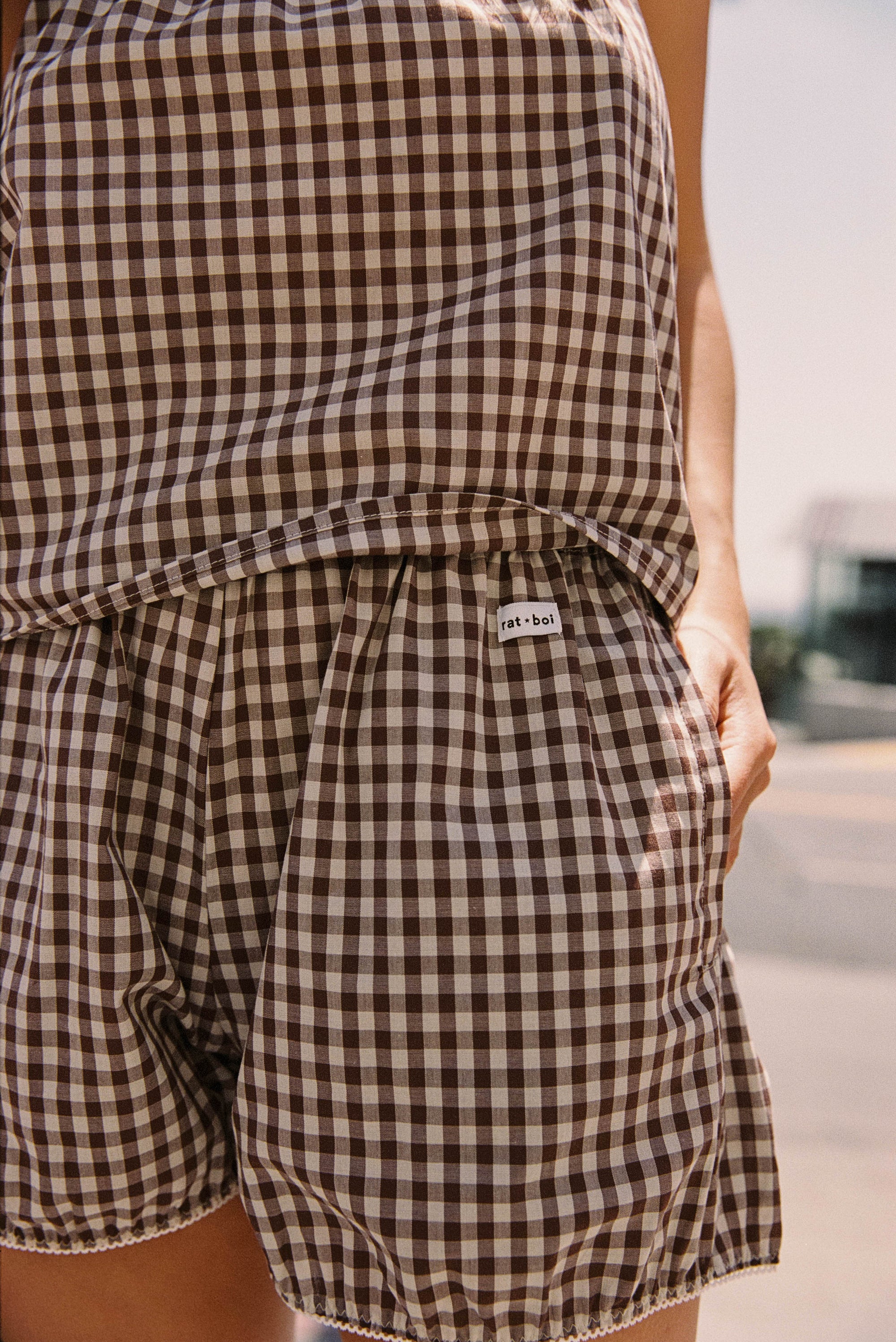 EASY BLOOMER SHORT IN TEDDY GINGHAM