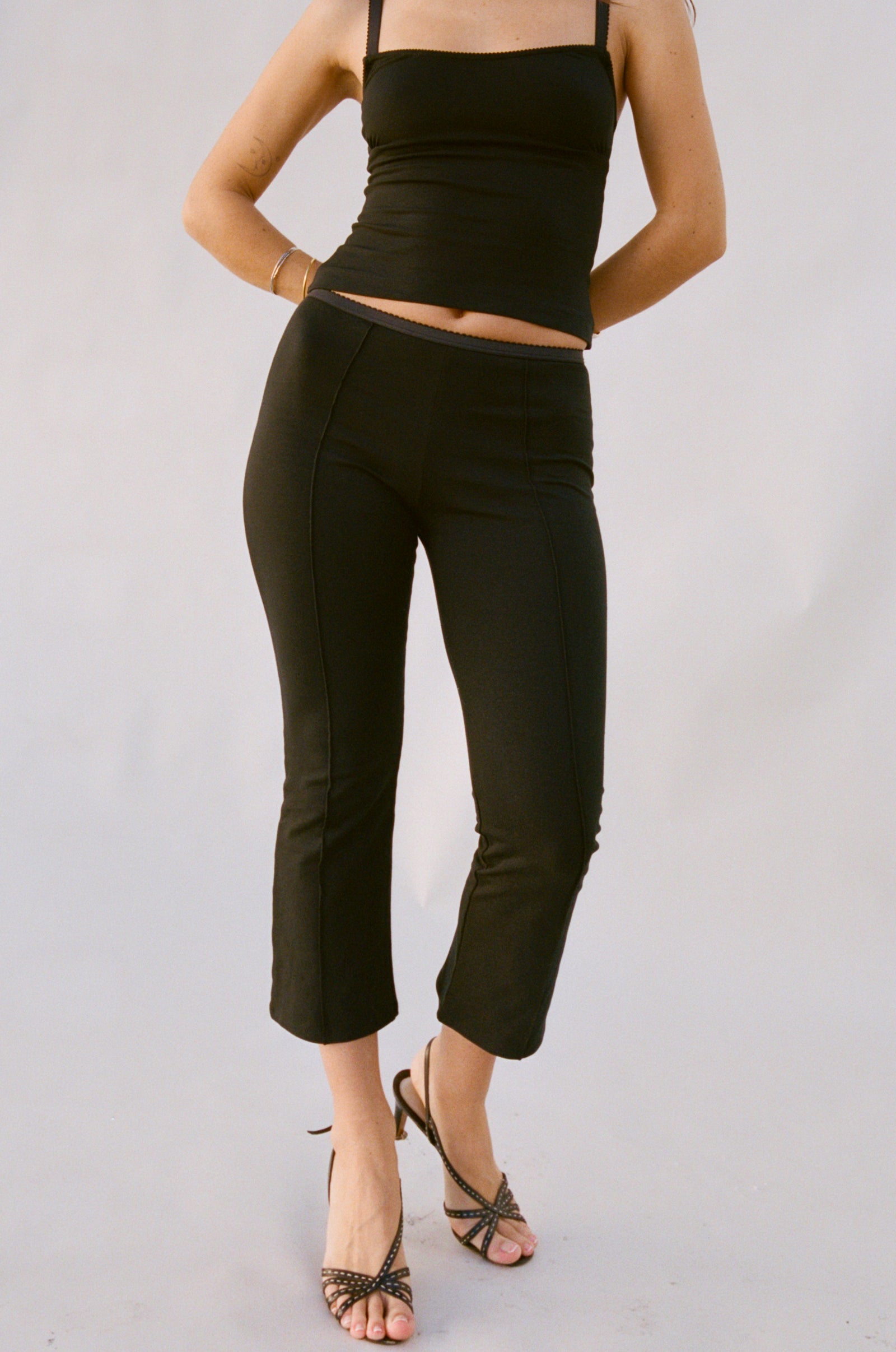 TAILORED CROP PANT IN ONYX