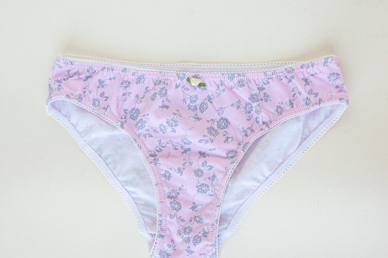 LOW RISE UNDERWEAR IN LILY