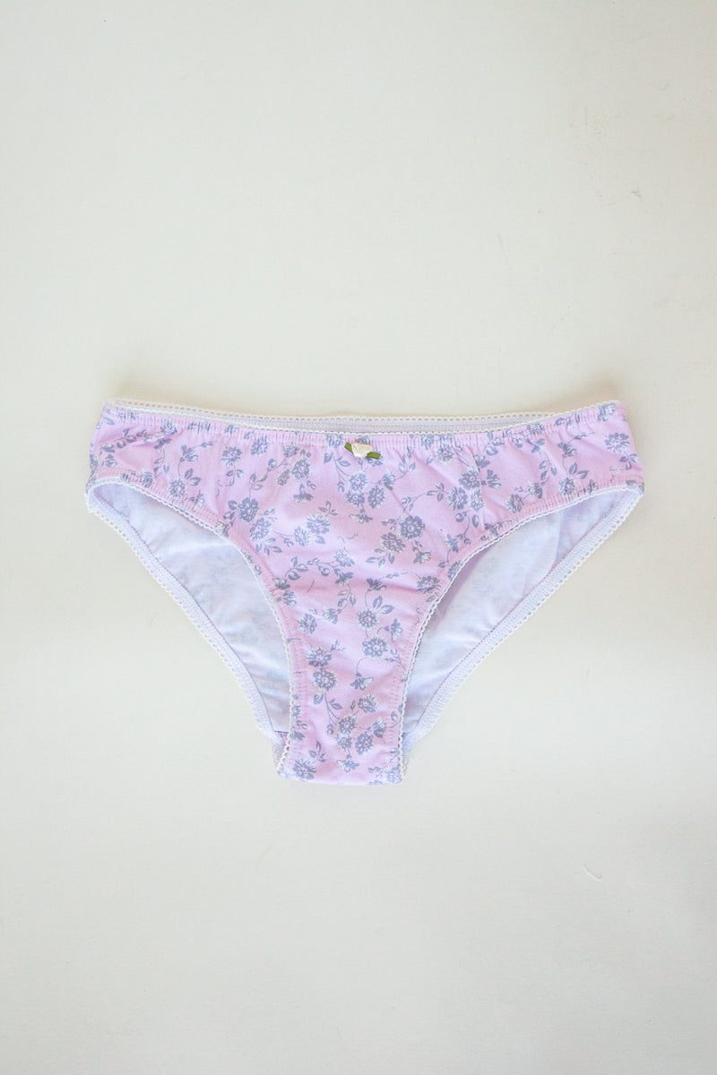 LOW RISE UNDIES IN LILY