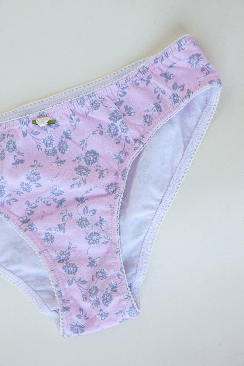 LOW RISE UNDIES IN LILY