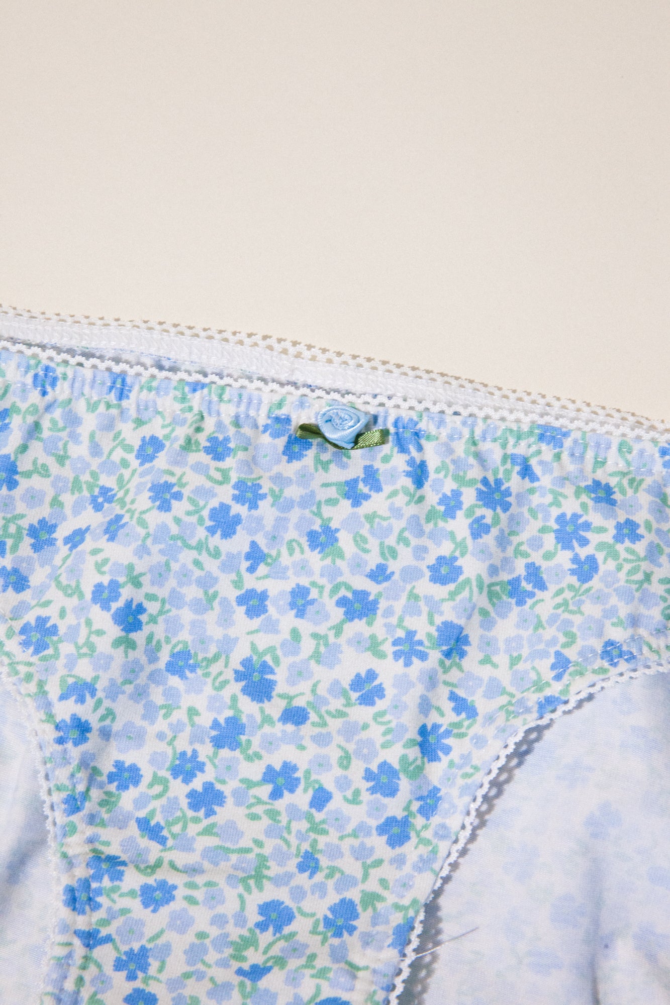 LOW RISE UNDERWEAR IN MORNING GLORY