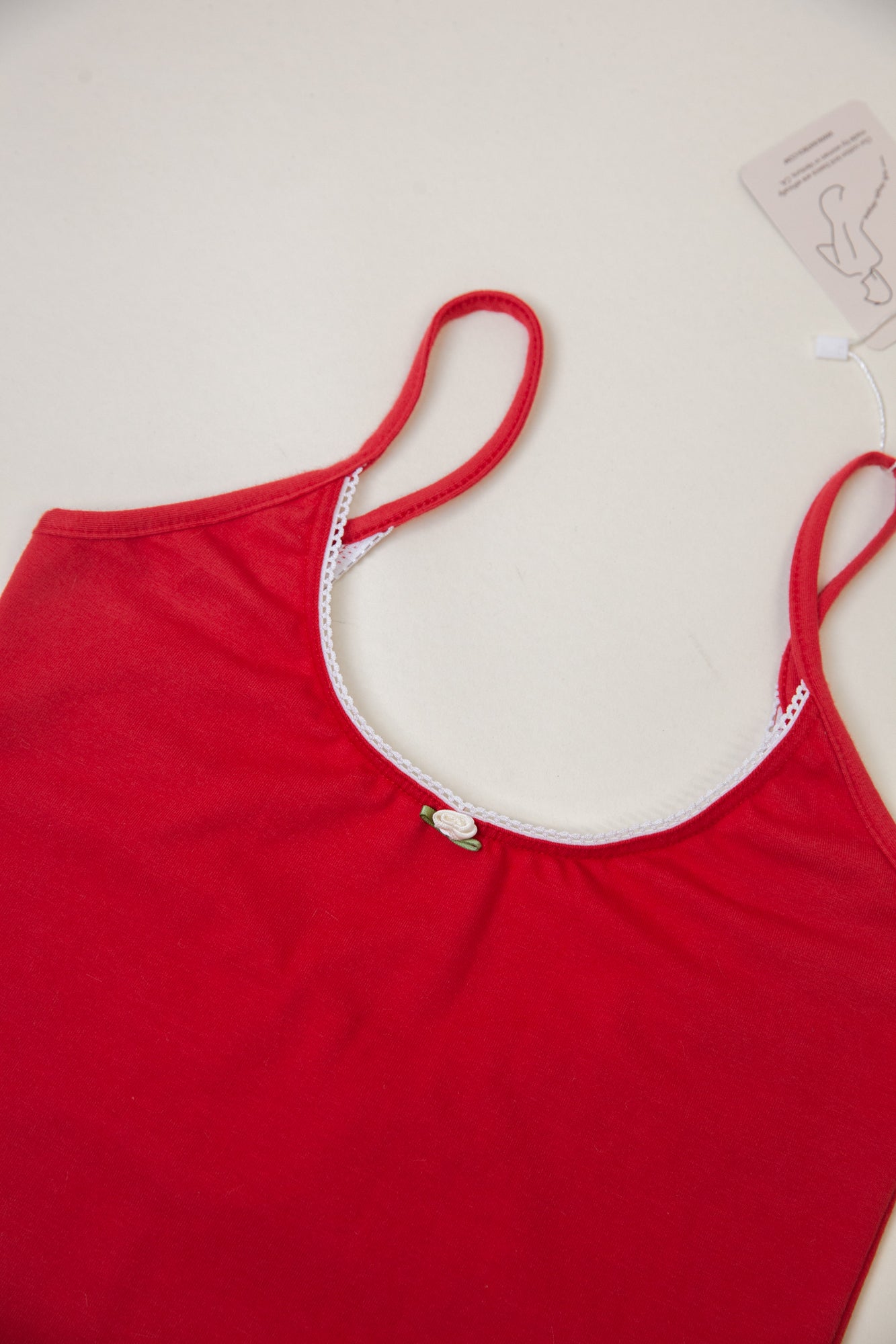 SCOOP BACK CAMI IN CHERRY